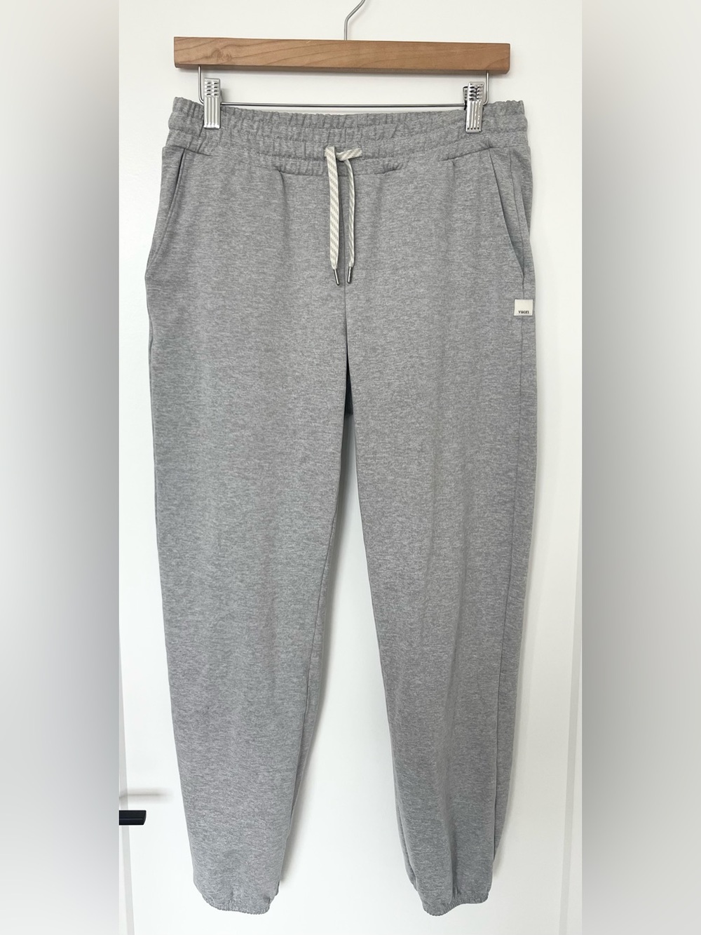 Vuori Granite PerformanceJogger VW4148 Women's Size S Small Gray Heather Soft